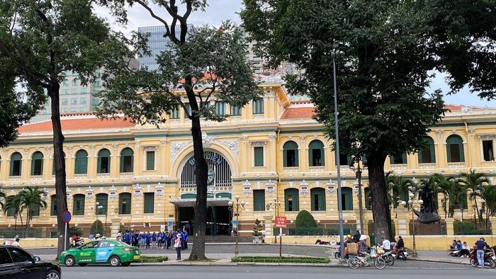Bưu điện TP Hồ Chí Minh là nguồn tài nguyên văn hóa cần được số hóa để lưu trữ.