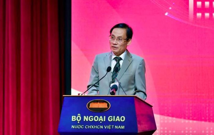 Bộ trưởng Bộ Ngoại giao Lê Hoài Trung phát biểu tại hội nghị (Ảnh: Quang Hòa).