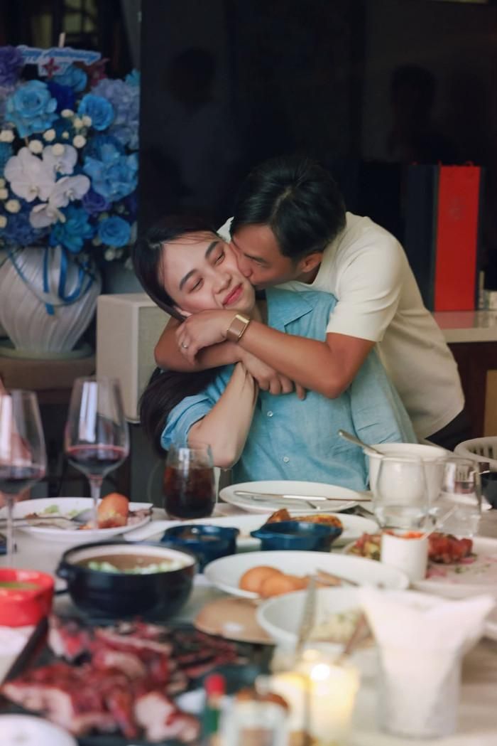 Cường Đô La và Đàm Thu Trang kỷ niệm 7 năm đám cưới.