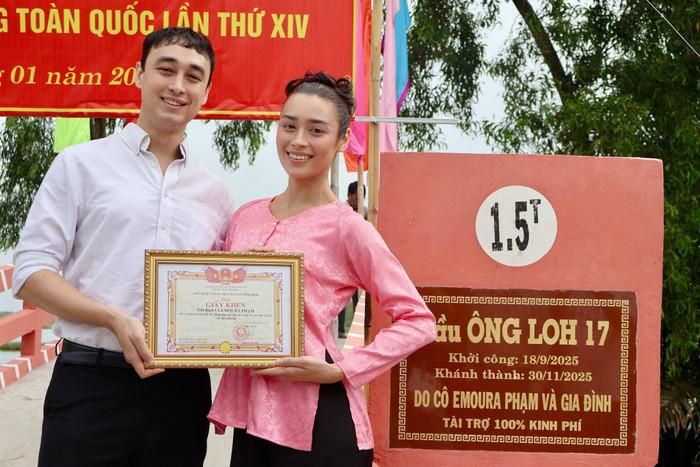 Trước đó tân Hoa hậu Hòa Bình Việt Nam và gia đình đã thực hiện dự án xây cầu ở nhiều địa điểm. Ảnh: FBNV