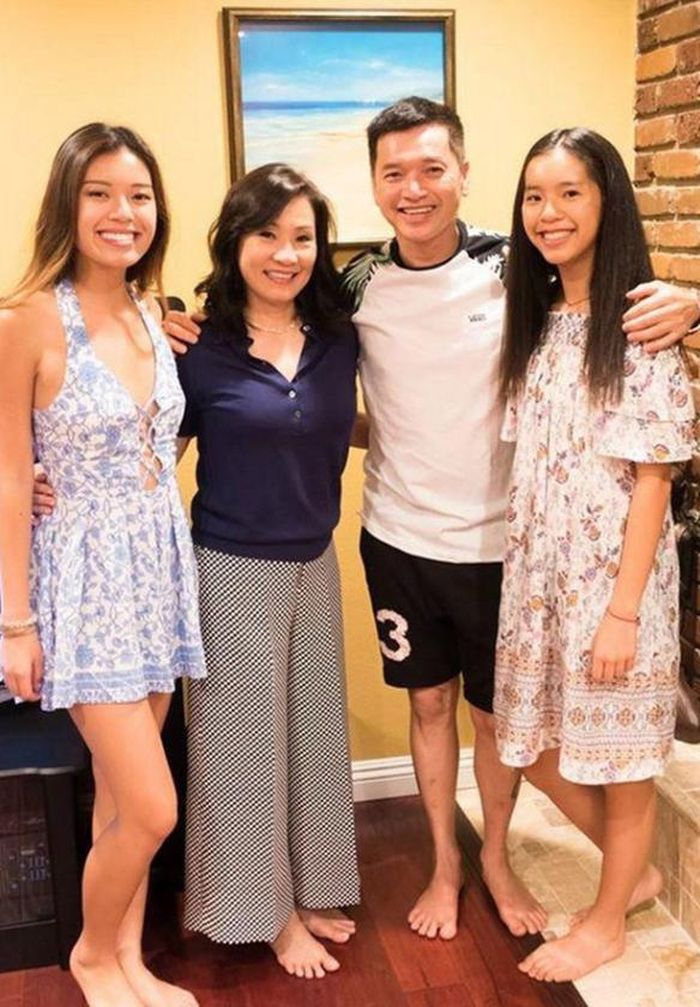 Quang Minh - Hồng Đào dù ly hôn vẫn cùng nhau nuôi dạy con cái.