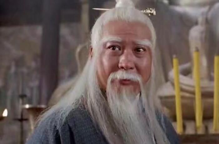 Dù được truyền dạy Thái Cực Quyền, Trương Vô Kỵ vẫn chưa thể vượt qua Trương Tam Phong - người có khả năng tự sáng tạo võ học. Ảnh: Sohu