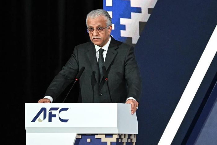 Chủ tịch AFC Salman bin Ibrahim Al Khalifa cũng là một nhân vật quan trọng trong cuộc cạnh tranh này. Ảnh: AFP