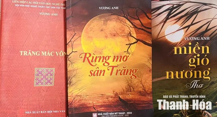 Một số tác phẩm của nhà thơ, nhà nghiên cứu văn hóa Vương Anh.