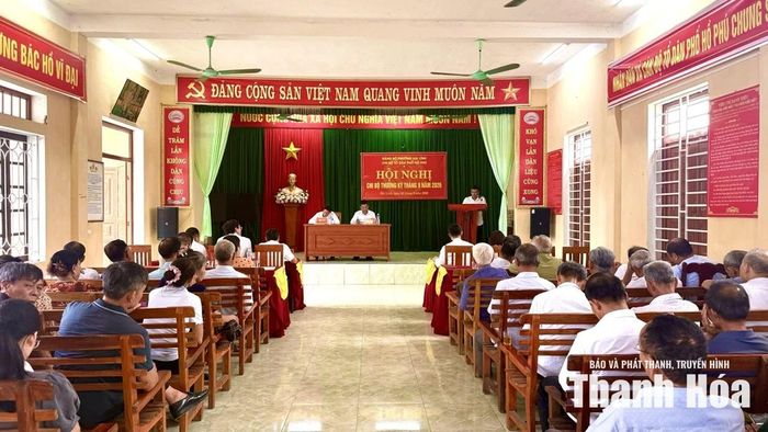 Toàn cảnh buổi sinh hoạt Chi bộ thường kỳ tháng 8/2026 của Tổ dân phố Hồ Phú, phường Hải Lĩnh.