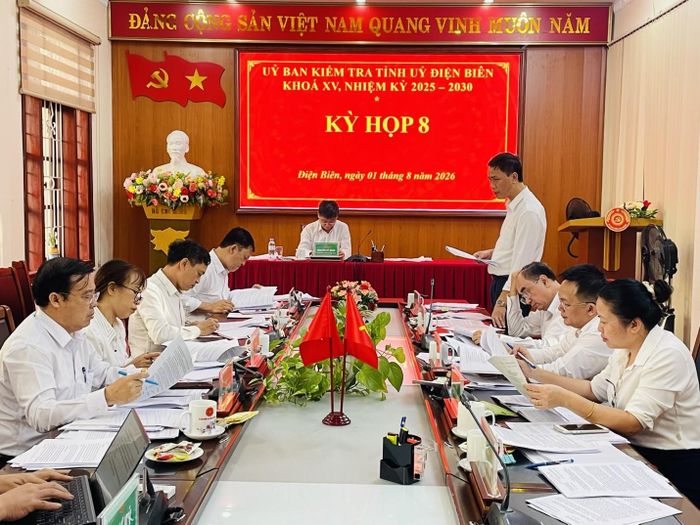 Quang cảnh kỳ họp.