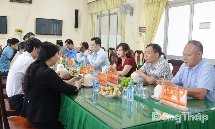 Đoàn khảo sát làm việc tại xã Châu Thành.