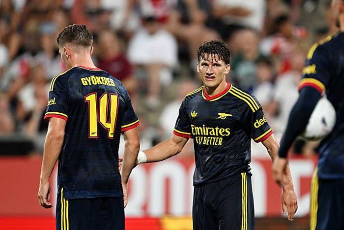 Chiều sâu đội hình giúp Arsenal giành chiến thắng. Ảnh: Getty Images