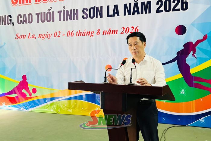Lãnh đạo Sở Văn hóa, Thể thao và Du lịch phát biểu khai mạc giải.