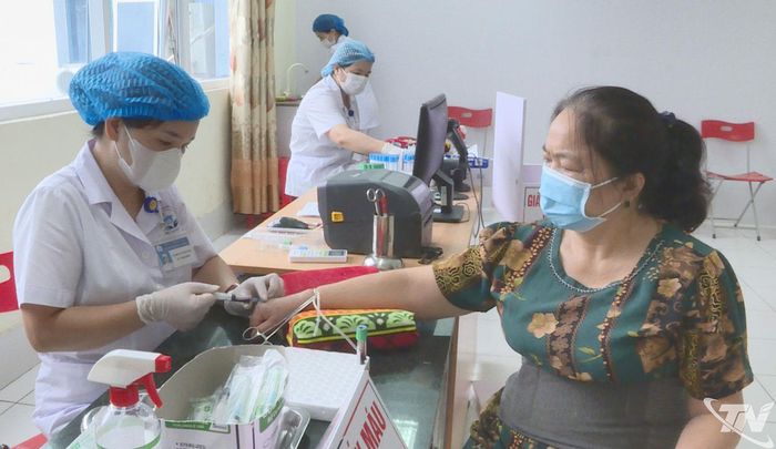 Bệnh viện Đa khoa Bắc Kạn đang nỗ lực triển khai chương trình khám sức khỏe toàn dân.