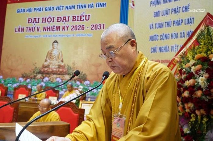 Trưởng lão Hòa thượng Thích Thanh Nhiễu phát biểu chỉ đạo