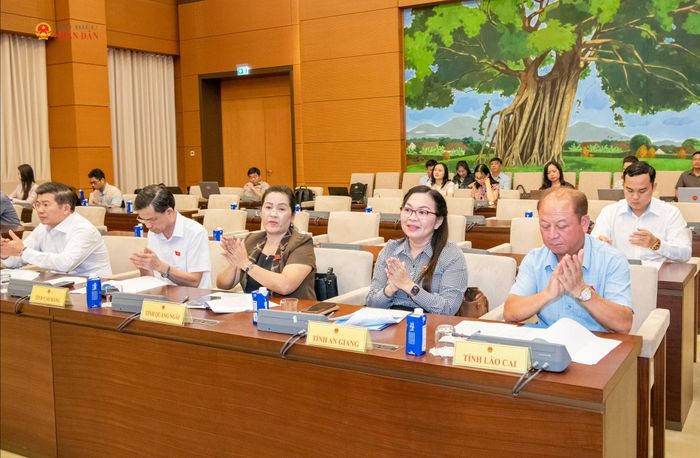 Các đại biểu dự hội nghị