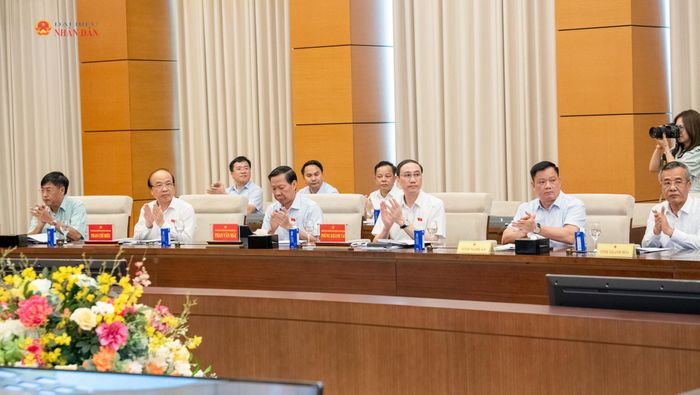 Các đại biểu dự hội nghị