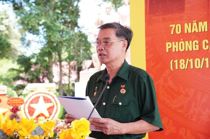  Anh hùng LLVTND Ngô Thanh Nguyên, nguyên cán bộ Đoàn 180 An ninh vũ trang miền Nam, phát biểu cảm nghĩ. 