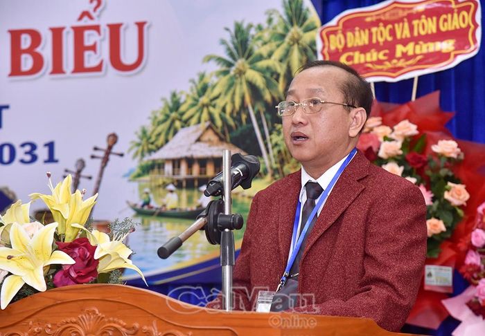 Đồng chí Nguyễn Hoàng Hành, Phó Vụ trưởng Vụ Tuyên truyền công tác dân tộc, phát biểu chỉ đạo đại hội.