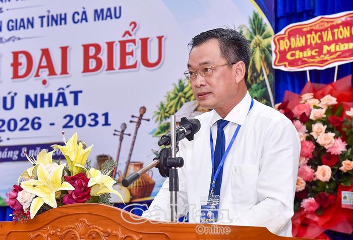 Đồng chí Nguyễn Văn Khởi, Phó Chủ tịch Ủy ban MTTQ Việt Nam tỉnh Cà Mau, đề nghị Hội Văn nghệ dân gian tỉnh phát huy vai trò trong xây dựng hình ảnh vùng đất, con người Cà Mau giàu bản sắc văn hóa, năng động và phát triển bền vững.