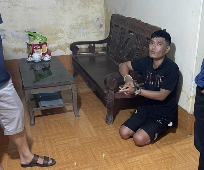 Đối tượng Nguyễn Huy Quỳnh tại hiện trường.