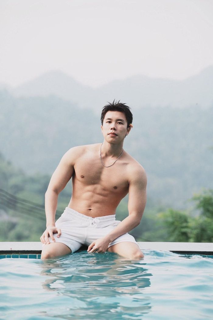 Long Vũ mong muốn khẳng định thực lực bằng diễn xuất. (Ảnh: FBNV)