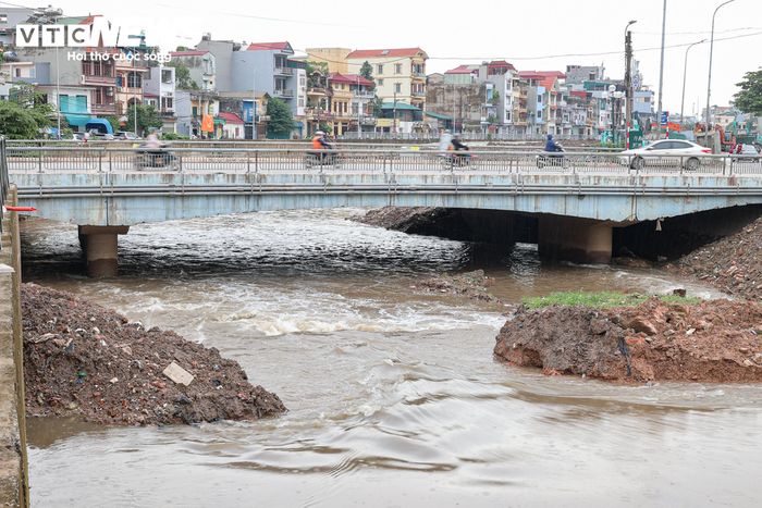 Theo Ban Quản lý dự án đầu tư xây dựng công trình hạ tầng kỹ thuật và nông nghiệp Hà Nội, đến nay phần lớn hạng mục của Dự án cải thiện hệ thống tiêu nước khu vực phía Tây thành phố đã cơ bản hoàn thành.