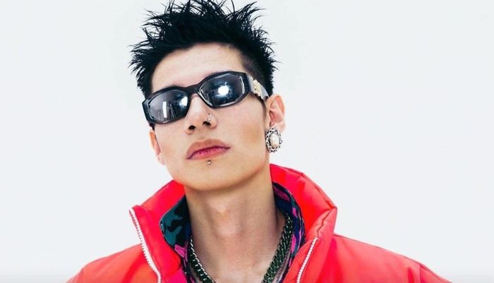 Rapper MCK đề nghị khán giả và cộng đồng người theo dõi không lan truyền những thông tin chưa được kiểm chứng hoặc sai lệch về vụ việc,
