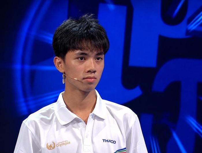 Nguyễn Doãn Hoàng Sơn chuẩn bị bước vào vòng thi Về đích. (Ảnh chụp màn hình)