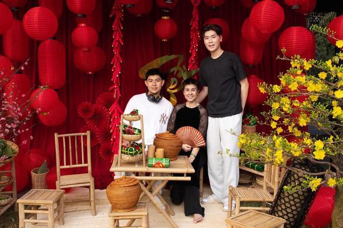 Kim Thư sống bình yên bên 2 con trai.