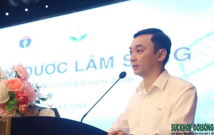 Phó Giám đốc Sở Y tế Thanh Hóa Lê Anh Hiếu phát biểu khai mạc hội nghị. Ảnh: Ngọc Hưng.