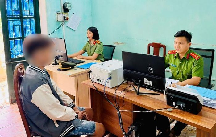 Nam thanh niên V.Q.H tại cơ quan Công an. Ảnh: Cơ quan Công an.