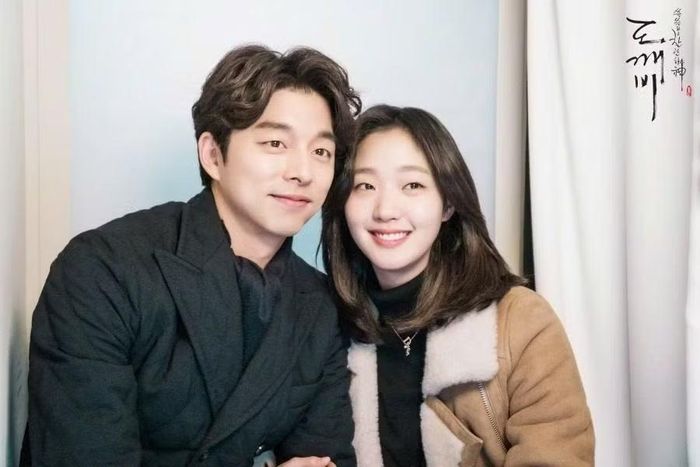  Goblin trở thành hiện tượng khắp châu Á, ghi nhận tỷ suất người xem tập cuối là 18,68%, đến nay vẫn nằm trong nhóm những bộ phim có rating cao nhất lịch sử tvN. 