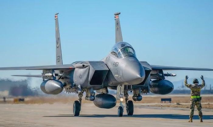 Việc Phi đội Tiêm kích Dự bị 442 chuyển sang sử dụng F-15E được đánh giá mới chỉ là bước khởi đầu cho quá trình tái cơ cấu quy mô lớn đối với toàn bộ lực lượng F-15 của Không quân Mỹ, đặc biệt trong bối cảnh máy bay chiến đấu F-15EX Eagle II sẽ dần trở thành lực lượng chủ lực trong những năm tới.