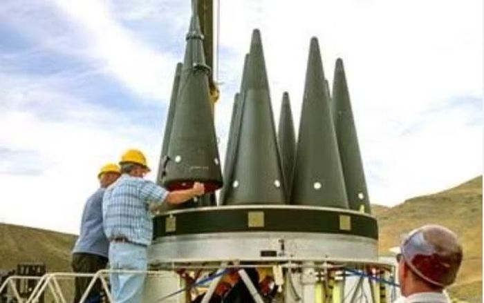 Một trong những điểm nổi bật nhất của Peacekeeper là khả năng mang nhiều đầu đạn hạt nhân độc lập (MIRV).