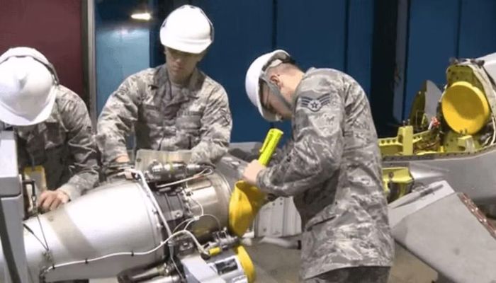 Các cuộc thử nghiệm nhằm kiểm chứng độ tin cậy của hệ thống, khả năng hoạt động của động cơ, thiết bị dẫn đường và toàn bộ chuỗi chỉ huy kiểm soát hạt nhân.