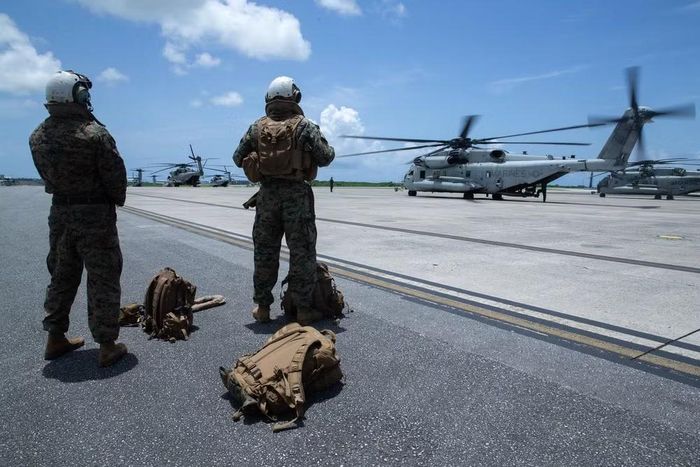 Các quan chức từ Bộ Chỉ huy Trung tâm (CENTCOM) Quân đội Mỹ vẫn chưa đưa ra bình luận chi tiết về bản chất của sự cố kỹ thuật trên tàu USS Boxer hoặc những thay đổi trong lịch trình Chiến dịch Epic Fury, nhưng vẫn để ngỏ khả năng tiến hành đổ bộ trong tương lai gần.