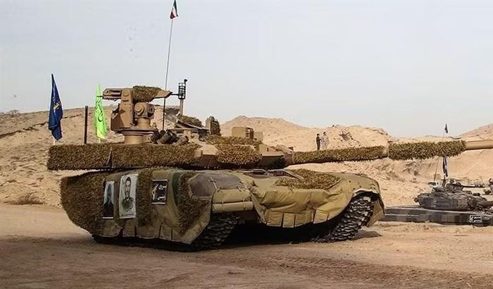 Việc Iran triển khai các đơn vị thiết giáp nhằm mục đích tăng cường phòng thủ ven biển và bảo vệ cơ sở hạ tầng lọc dầu quan trọng khỏi những mối đe dọa tiềm tàng từ lực lượng liên quân do Mỹ dẫn đầu.