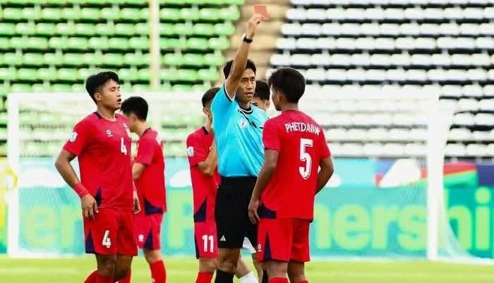 Phetdavanh chỉ đá hai trận và nhận hai thẻ đỏ tại ASEAN Cup 2026.