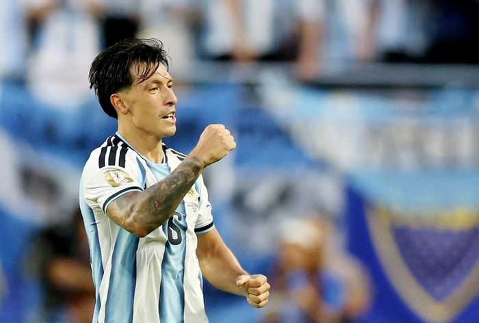  MU cần sớm quyết định có tiếp tục đặt tương lai hàng phòng ngự vào Martinez hay không. 