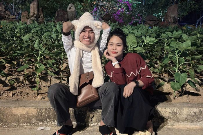 Sự xuất hiện của Phụng khiến cuộc sống của Nhứt thêm tươi sáng.