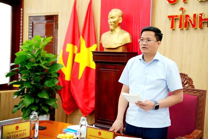 Ông Nguyễn Đức Tâm, Chủ tịch UBND tỉnh phát biểu kết luận cuộc họp