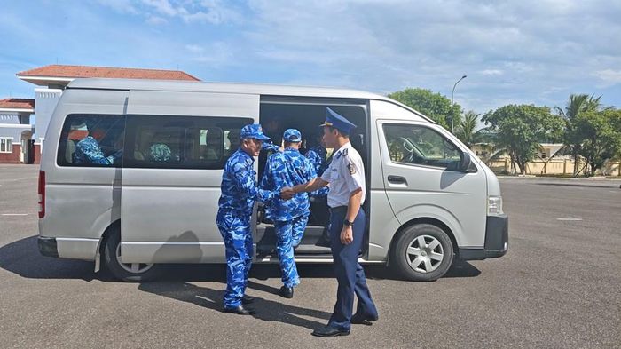 Đại tá Trần Hồng Quế, Phó Chính ủy Vùng CSB 2 động viên lực lượng tham gia thực hiện “Chiến dịch 500 ngày đêm”