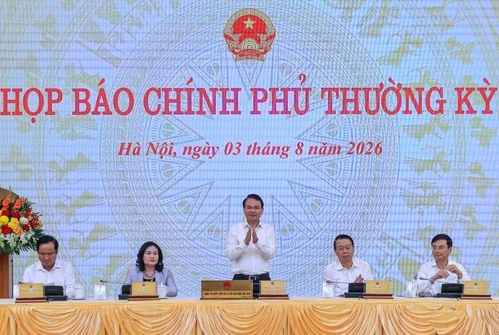 Bộ trưởng, Chủ nhiệm Văn phòng Chính phủ Đặng Xuân Phong, Người phát ngôn của Chính phủ, chủ trì họp báo Chính phủ thường kỳ tháng 7/2026 - Ảnh: VGP/Nhật Bắc