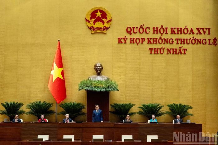 Chủ tịch Quốc hội Trần Thanh Mẫn cùng các Phó Chủ tịch Quốc hội dự phiên khai mạc.