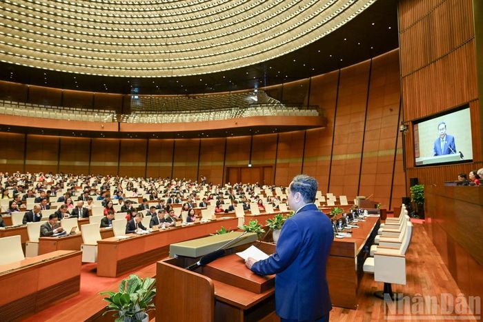 Quang cảnh phiên khai mạc Kỳ họp không thường lệ thứ nhất, Quốc hội khóa XVI.