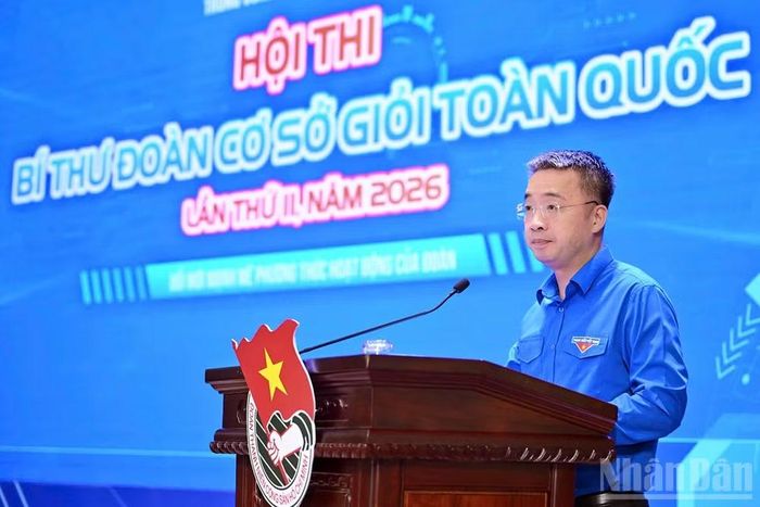 Đồng chí Nguyễn Tường Lâm phát biểu ý kiến tại buổi lễ.