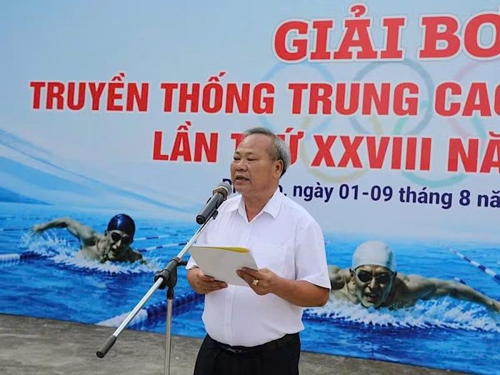 Ông Đào Tiến Cường, Phó Giám đốc Sở Văn hóa, Thể thao và Du lịch tỉnh Phú Thọ, Trưởng Ban tổ chức giải phát biểu tại lễ khai mạc.