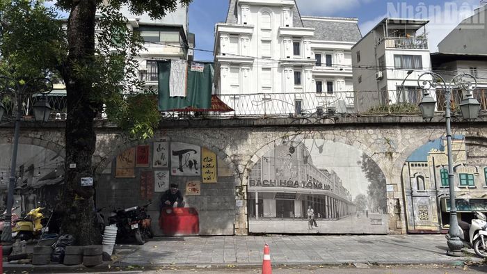 Đây được coi là bước đi chiến lược nhằm tái thiết không gian đô thị, gắn kết chặt chẽ giữa bảo tồn di sản với phát triển các giá trị văn hóa, thương mại và dịch vụ đặc trưng của Thủ đô.