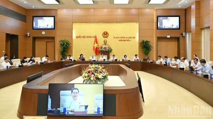 Quang cảnh một phiên họp của Ủy ban Thường vụ Quốc hội. (Ảnh: DUY LINH)