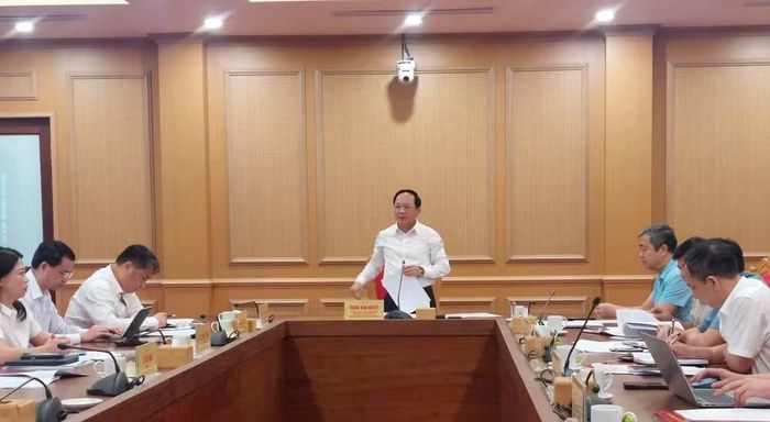 Đồng chí Trịnh Văn Quyết, Ủy viên Bộ Chính trị, Bí thư Trung ương Đảng, Trưởng ban Tuyên giáo Trung ương phát biểu chỉ đạo hội nghị.