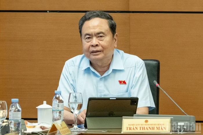Chủ tịch Quốc hội Trần Thanh Mẫn phát biểu ý kiến thảo luận tại Tổ. (Ảnh: THỦY NGUYÊN)