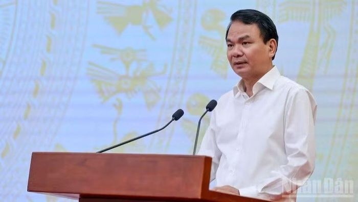 Bộ trưởng, Chủ nhiệm Văn phòng Chính phủ Đặng Xuân Phong, người phát ngôn của Chính phủ, cung cấp thông tin tại họp báo. (Ảnh: VGP/Nhật Bắc)
