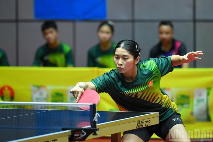 Các vận động viên thi đấu tập trung, nỗ lực trong từng pha bóng, cống hiến nhiều điểm số đẹp mắt cho khán giả.